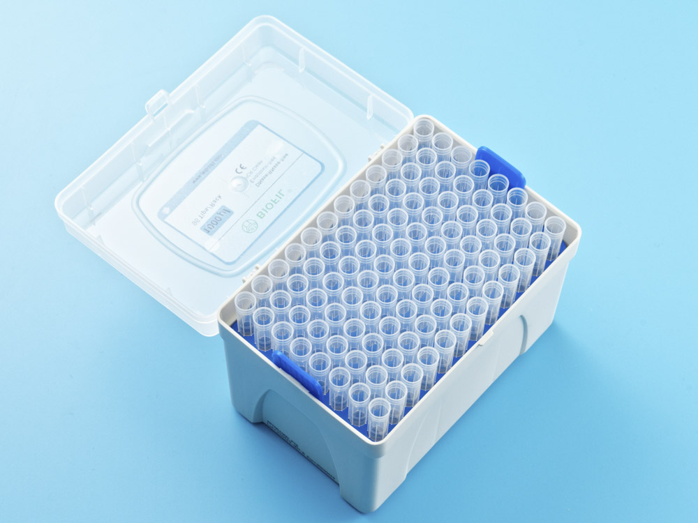 Наконечники для дозаторов без фильтра объём 100-1000 мкл., 96 штук в штативе